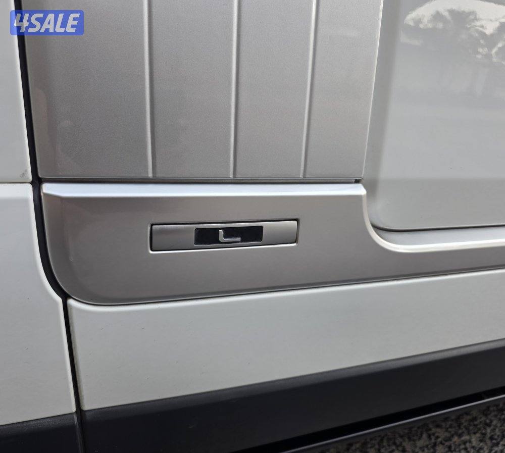 اوتوبيوغرافي 8سلندر P525 صبغ الوكالة 20176