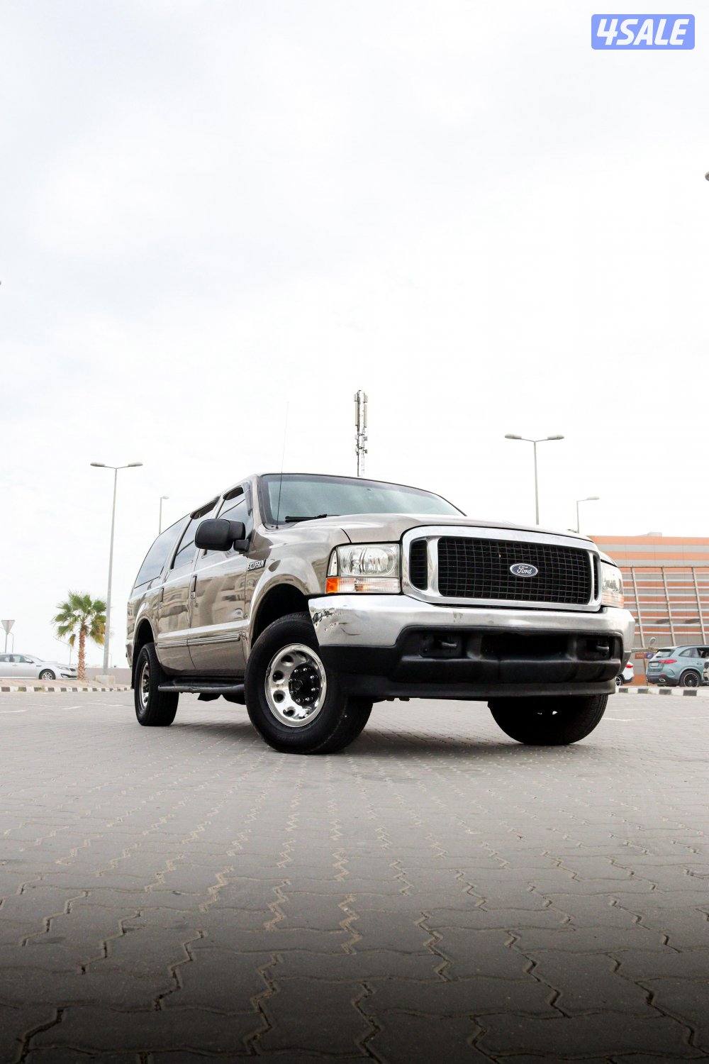 البيع وليس للبدل فورد أكسكيرجين موديل 20003