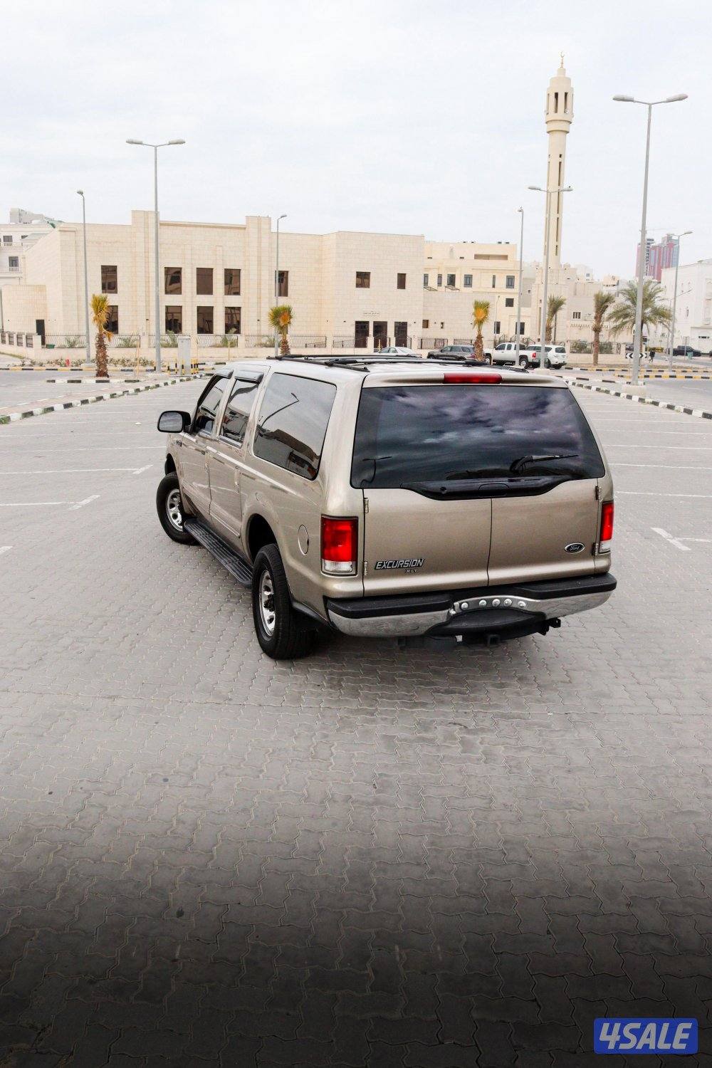 البيع وليس للبدل فورد أكسكيرجين موديل 20004