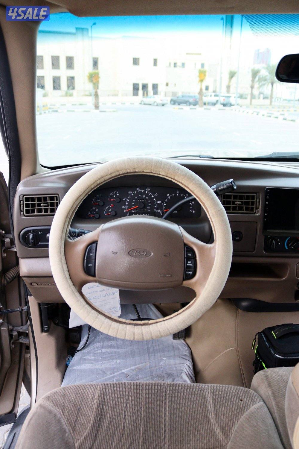 البيع وليس للبدل فورد أكسكيرجين موديل 20006