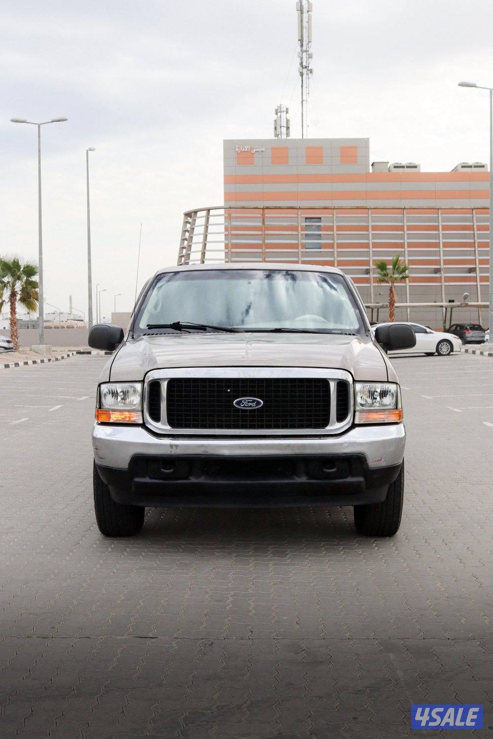 البيع وليس للبدل فورد أكسكيرجين موديل 200010