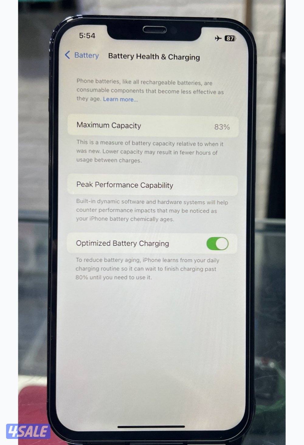 ايفون 12 برو ماكس 128 جيجا بالكرتون3