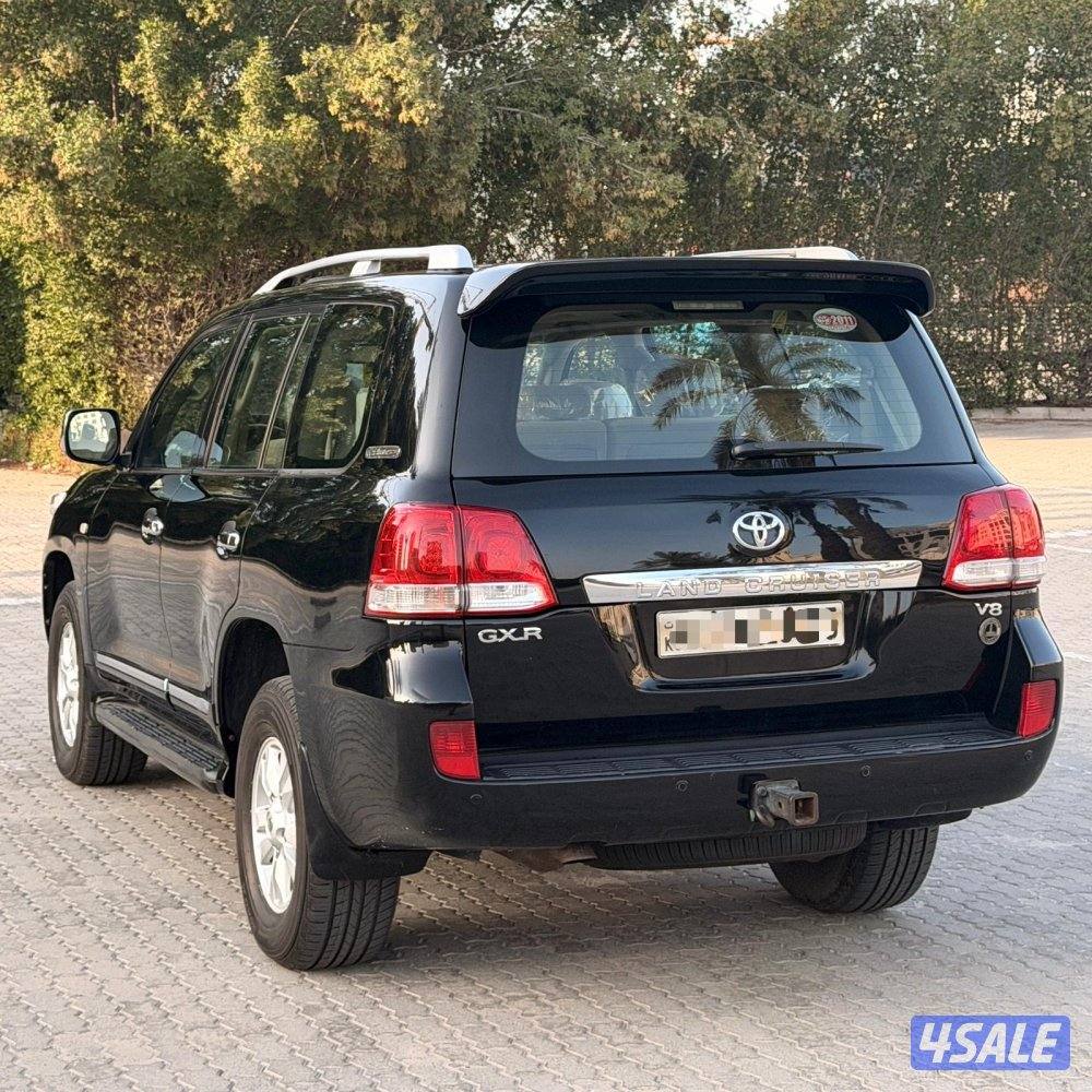 لانـدكــروزر 2011 الـسـايـر3