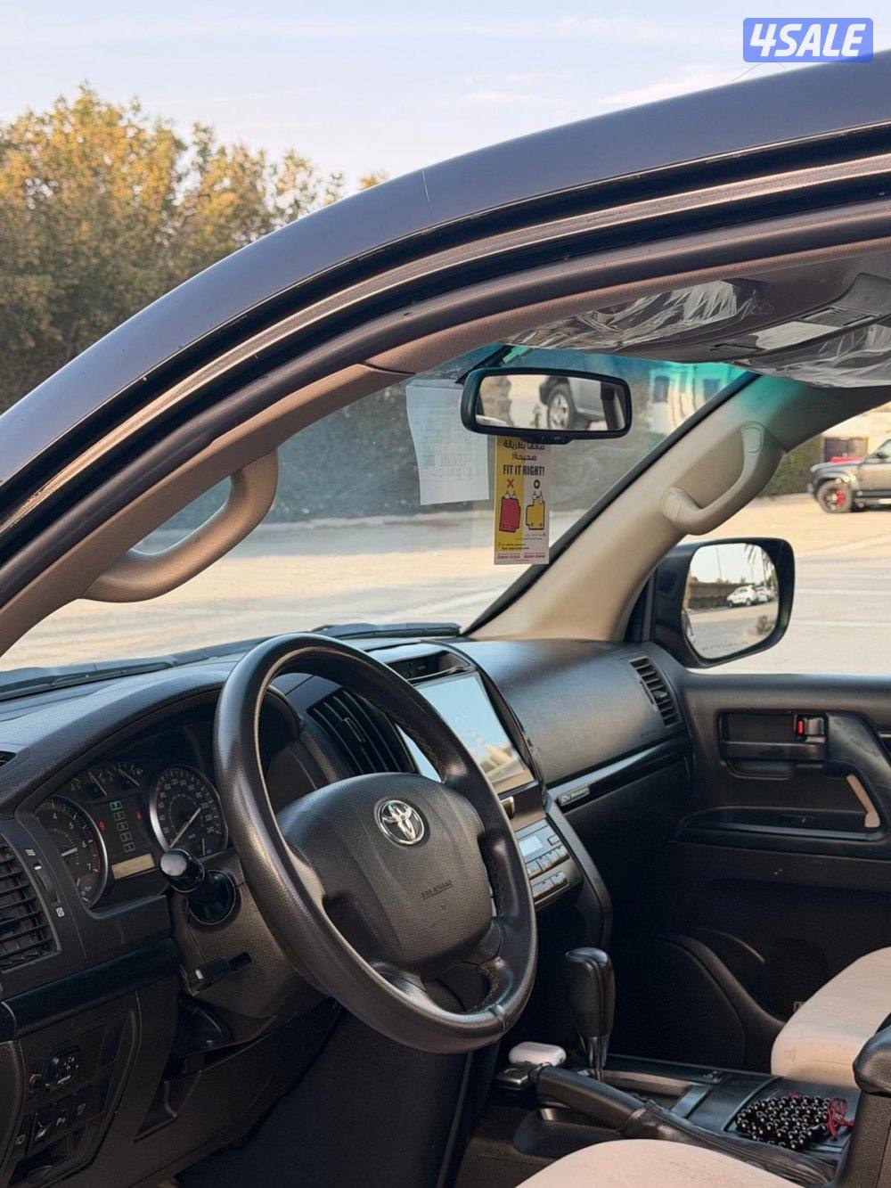 لانـدكــروزر 2011 الـسـايـر5