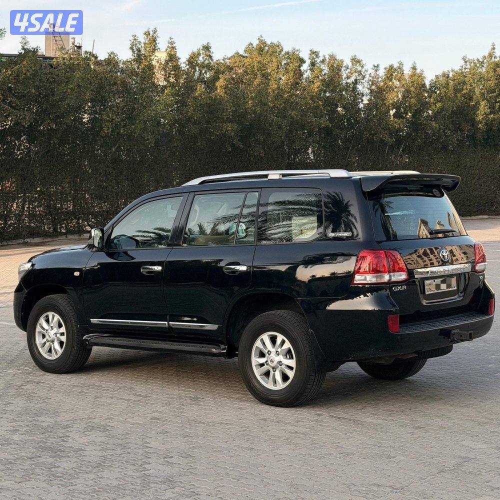 لانـدكــروزر 2011 الـسـايـر4