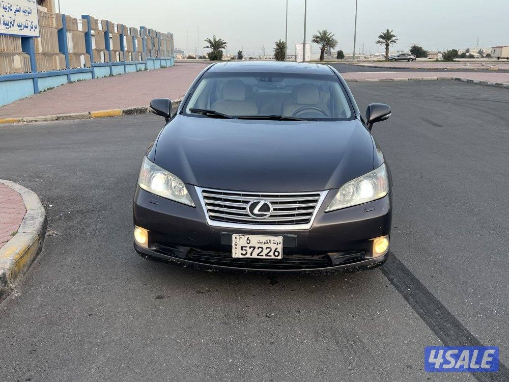 للبيع لكزس1