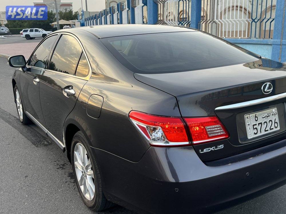 للبيع لكزس2