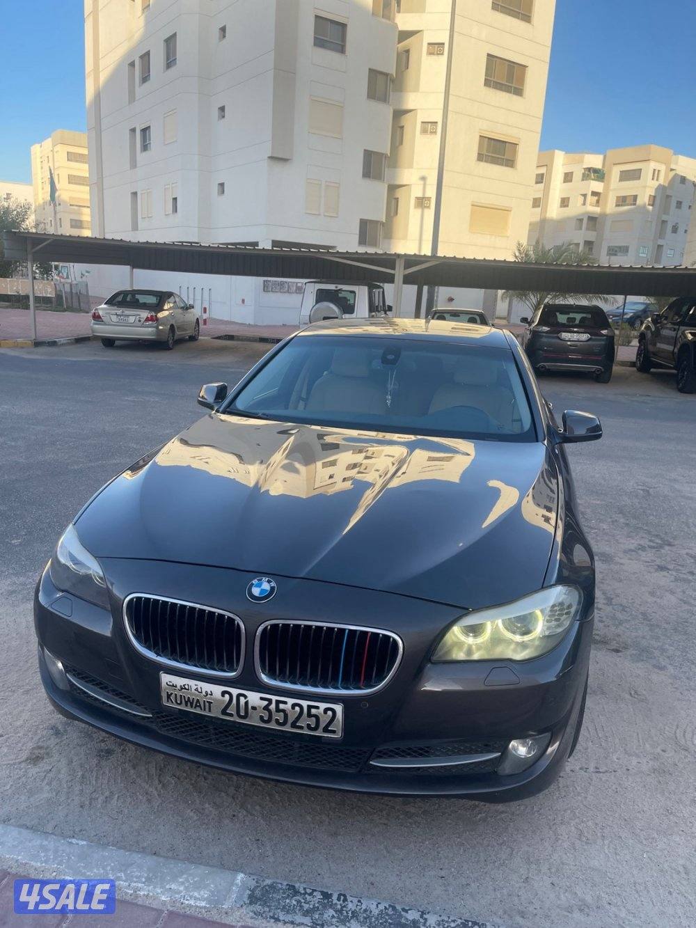 للبيع بي ام دبليو 520 تيربو موديل ٢٠١٢0