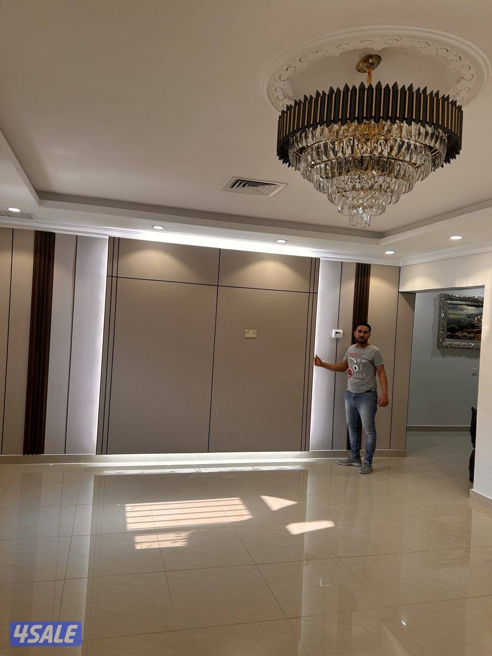 ديكورات ورق جدران بديل خشب بديل شيبورد تركيب باركيه صبغ اصباغ براويز👌4