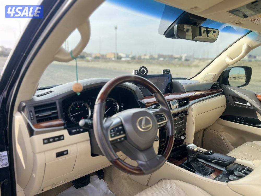 للبيع لكزس LX570موديل20165