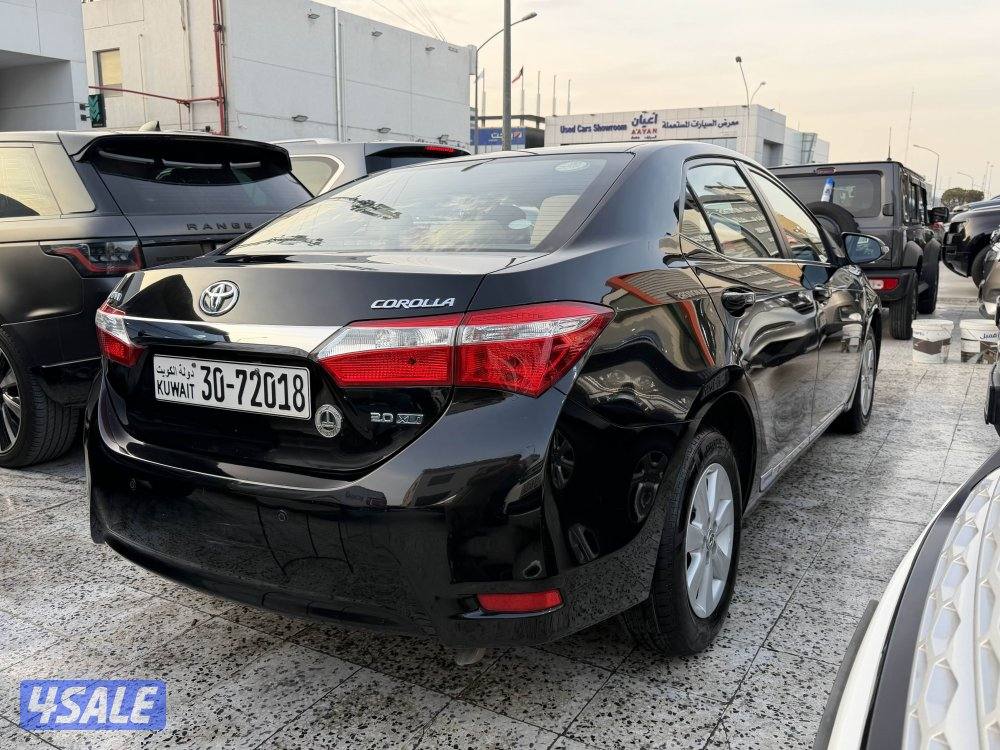 كورلا صبغ الوكاله موديل 2015 كامل المواصفات عداد قليل بحالة الوكاله1