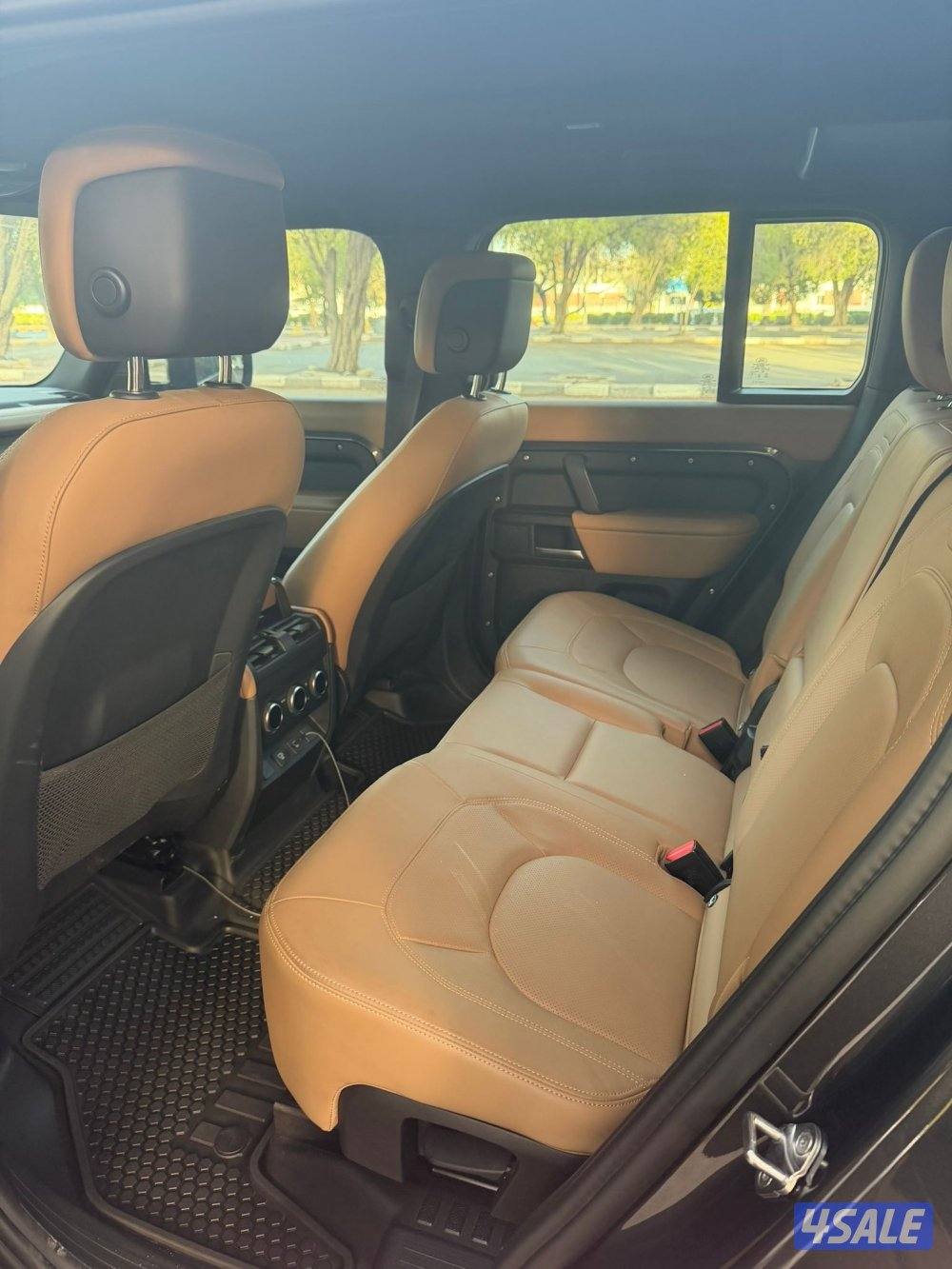 ديفندر ١١٠1