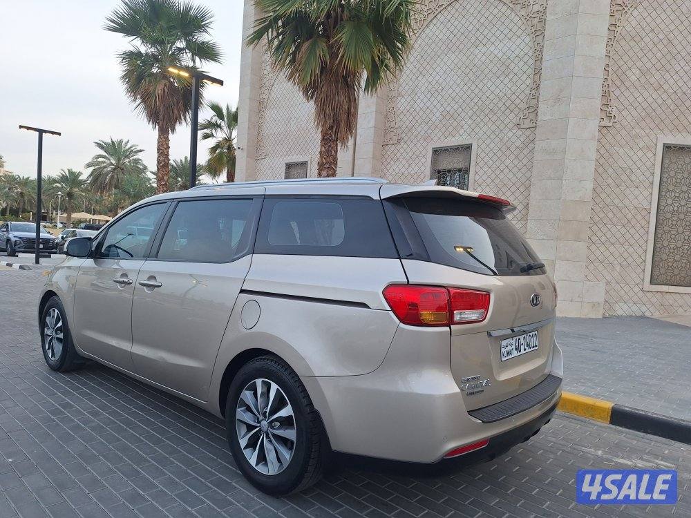 كيا كرنفال 201710