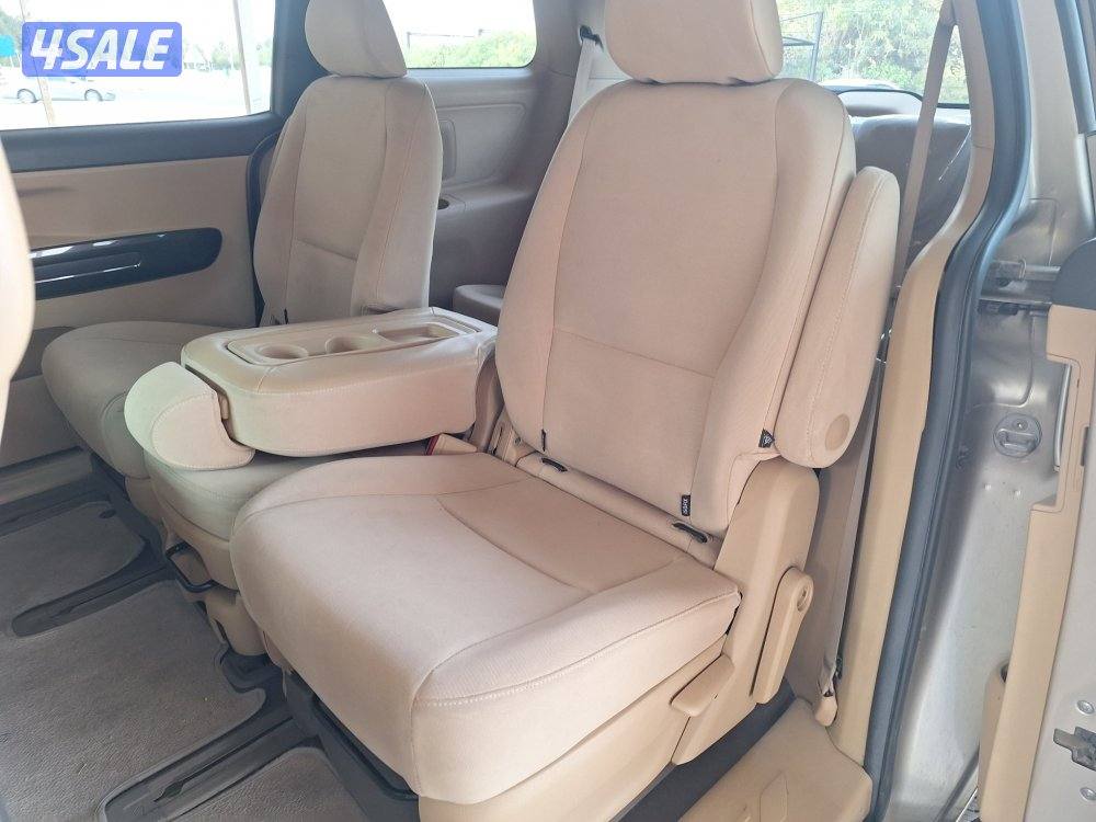 كيا كرنفال 201714