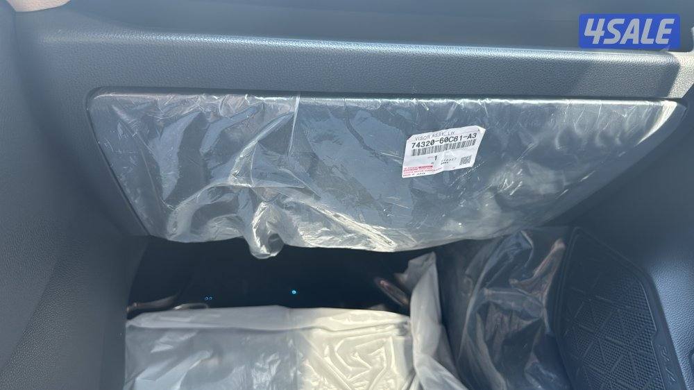 للبيع راف شبه جديد عدد اثنين ريموت سرفس الوكاله عدد ٥٠ الف صبغ الوكاله0