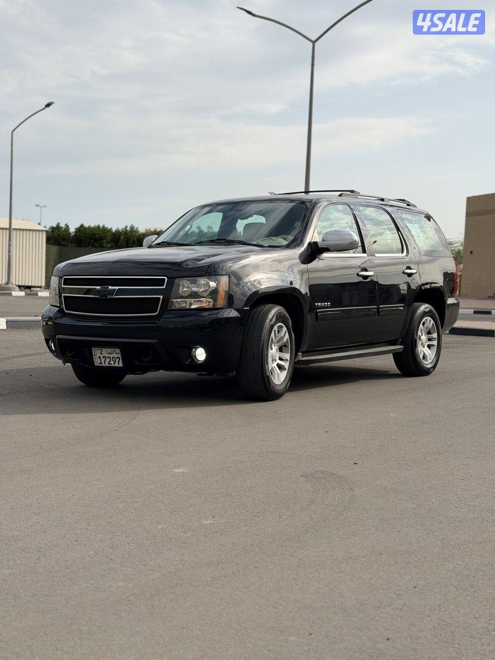 للبيع تاهو مديل 2011 صبغ الوكاله السياره قمه بالنظافه3