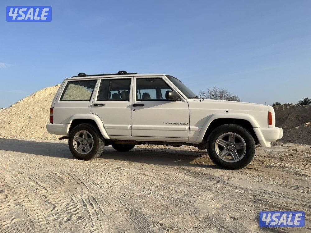 للبيع جيب شيروكي موديل ٢٠٠٠ فل اوبشن2