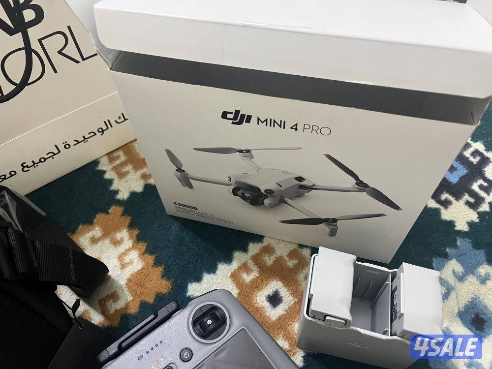 Dji drone mini 4 pro fly more combo1