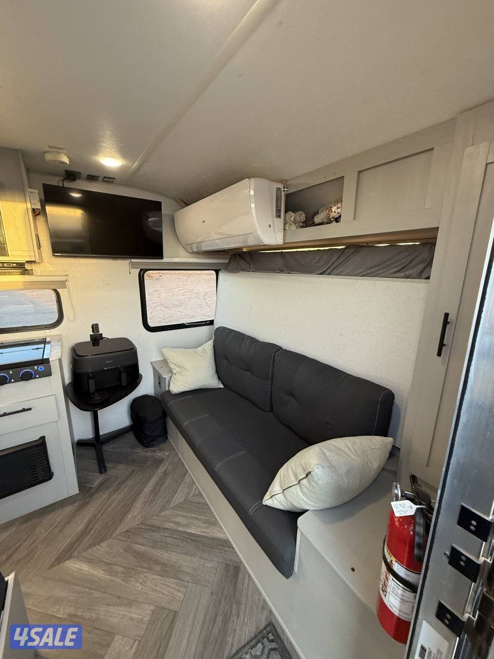 للبيع كرفان SALEM FSX بدون توسعه9