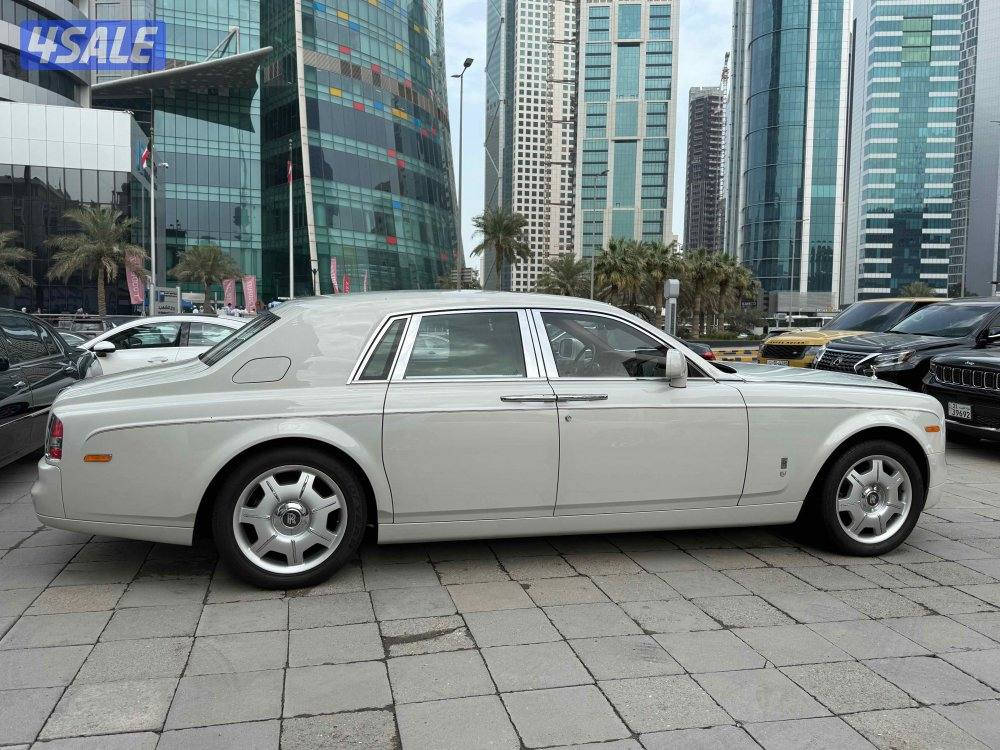 رولزرويس…فانتوم…موديل 2010 (قطع العداد 21 الف كم)3