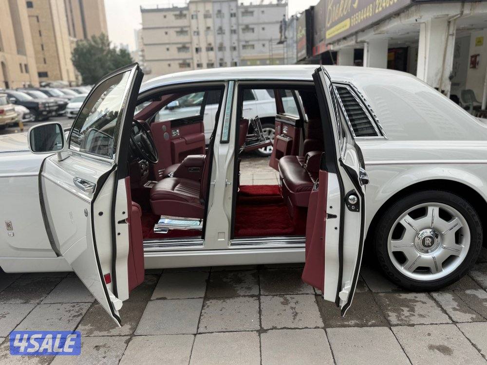رولزرويس…فانتوم…موديل 2010 (قطع العداد 21 الف كم)15