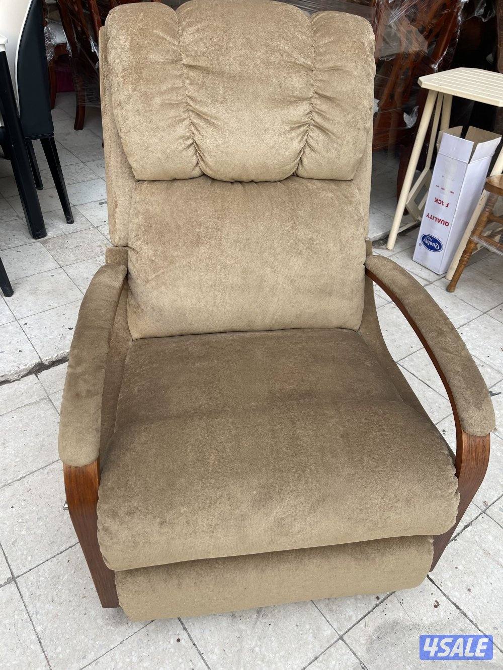 ليزي بوي الاصلي هزاز ويفرد استرخاء كهربائي بحاله جدا ممتازه الأصلي6