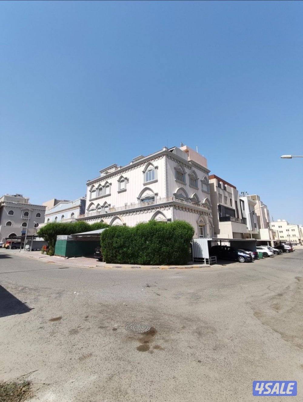 للبيع فيلا في ابو فطيرة ق20