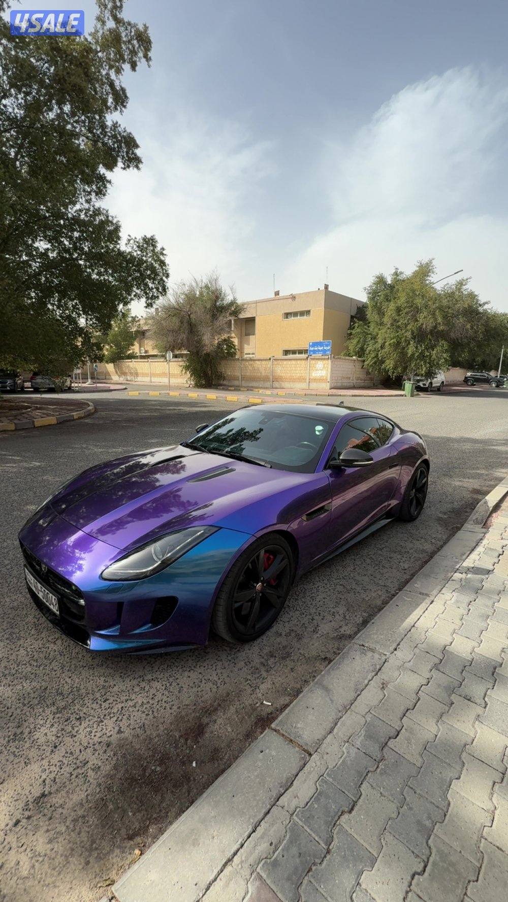 F-type R V8 (SVR) Carbon package2