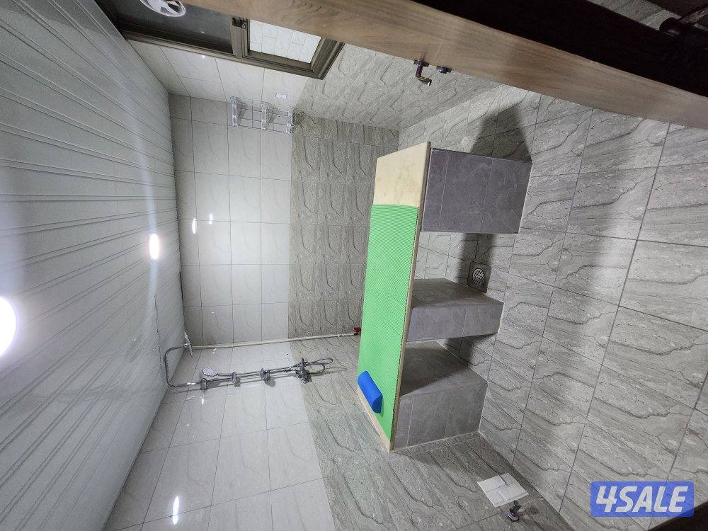 أنا ماسور في منتجع صحي للرجال6