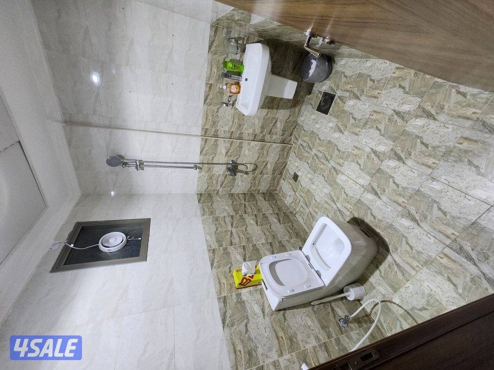 أنا ماسور في منتجع صحي للرجال7