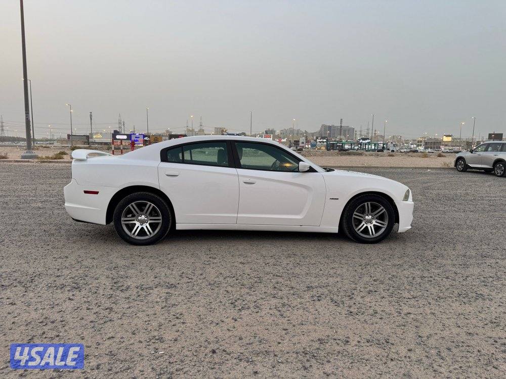 دوج تشارجر 20132