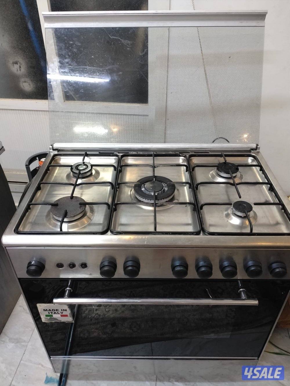 إيطالي ٨٠ ف٦٠ مفاتيح أصلية باب محكم غطاء زجاجي شرط الفحص ونظافة الجديد0