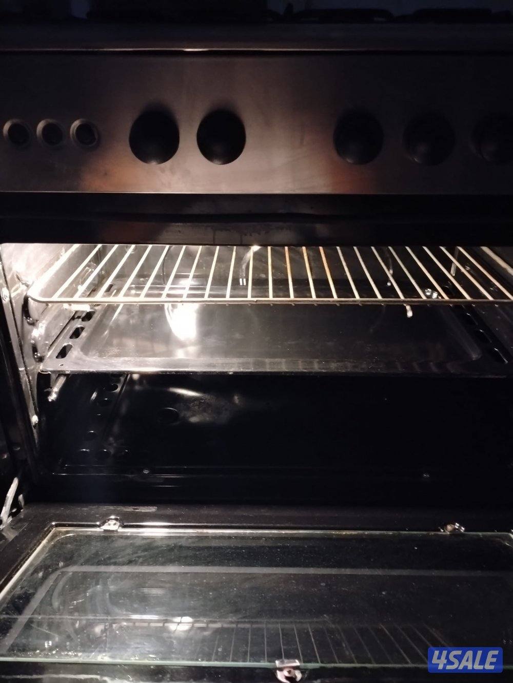 إيطالي ٨٠ ف٦٠ مفاتيح أصلية باب محكم غطاء زجاجي شرط الفحص ونظافة الجديد3