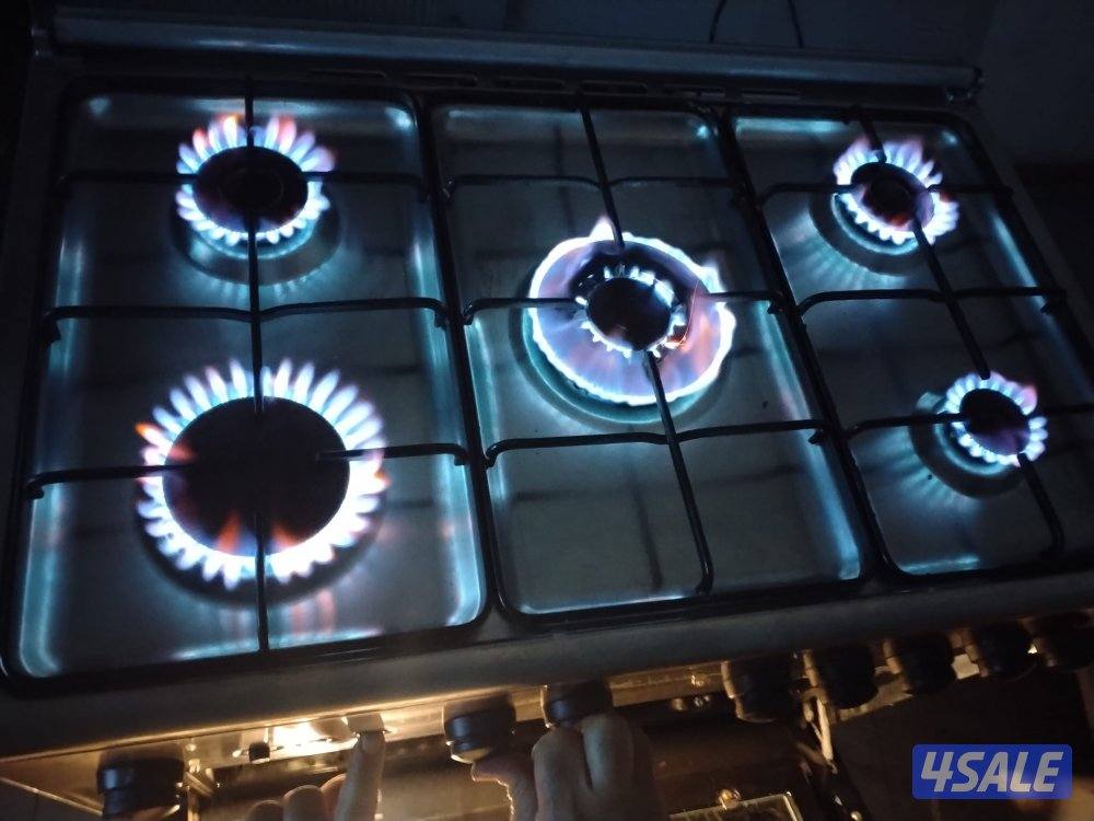 إيطالي ٨٠ ف٦٠ مفاتيح أصلية باب محكم غطاء زجاجي شرط الفحص ونظافة الجديد11