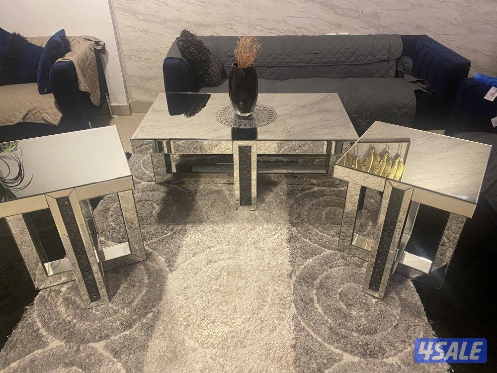 طقم صوفا وثلاث طاولات وسجادتين11