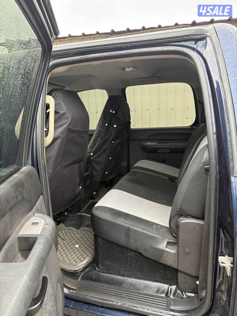 للبيع او للبدل سييرا ٢٠١٠ دبل قير قير مكينة شاصي3