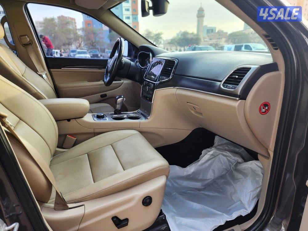 جراند شيروكي ليميتد 2021 عداد ٧٣ ألف سرفس منتظم شرط الفحص بانوراما-جلد14