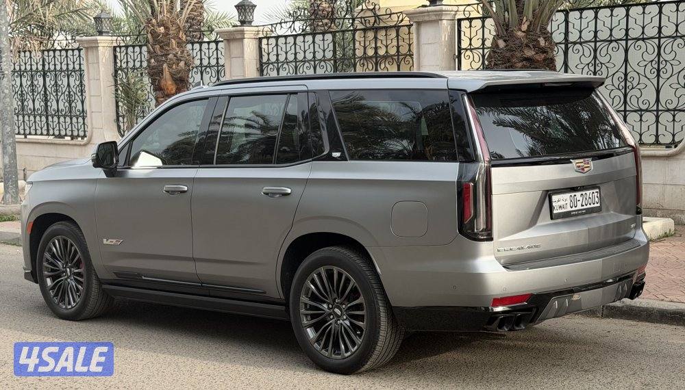 كاديلاك اسكاليد V موديل 2023 ماشي 13 الغانم تحت الكفاله2