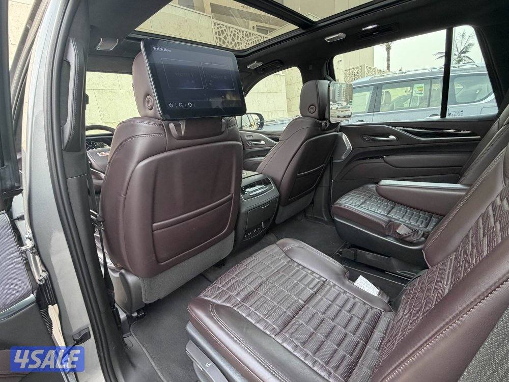 كاديلاك اسكاليد V موديل 2023 ماشي 13 الغانم تحت الكفاله4