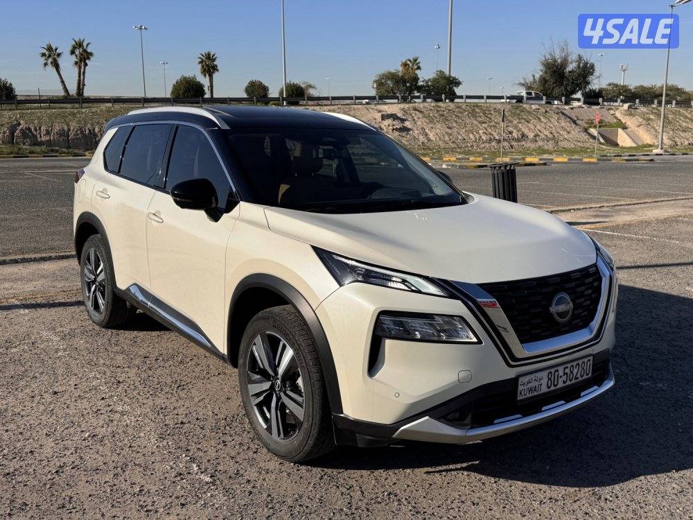 نيسان اكس تريل0