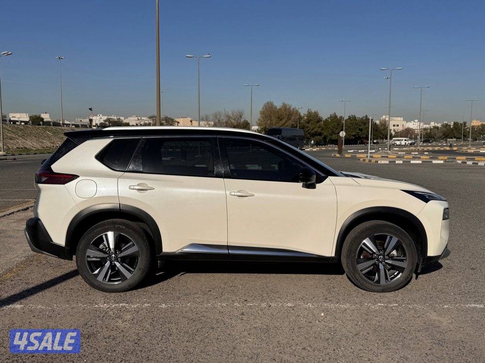 نيسان اكس تريل1