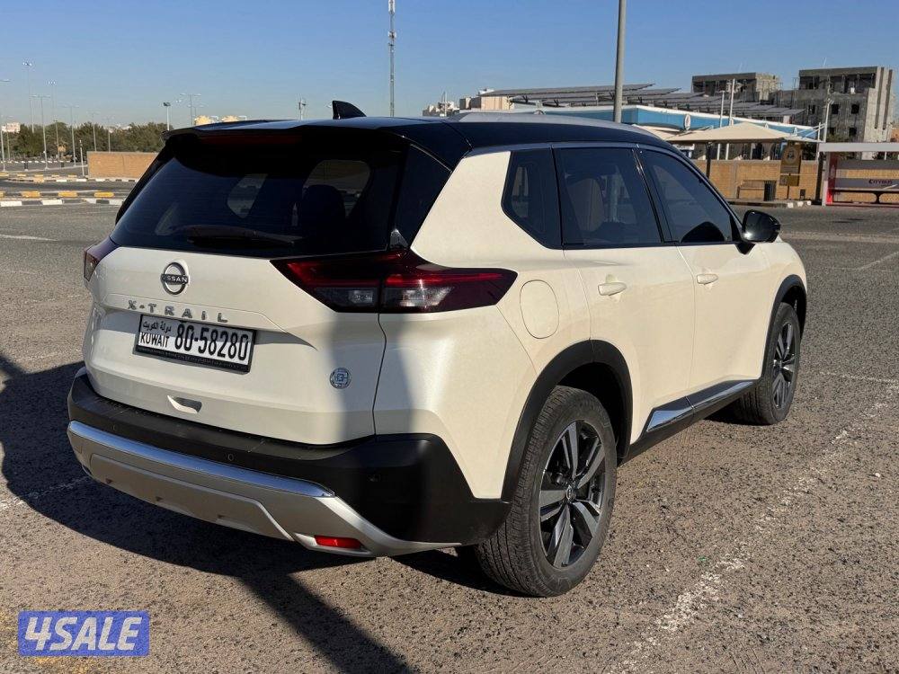 نيسان اكس تريل2