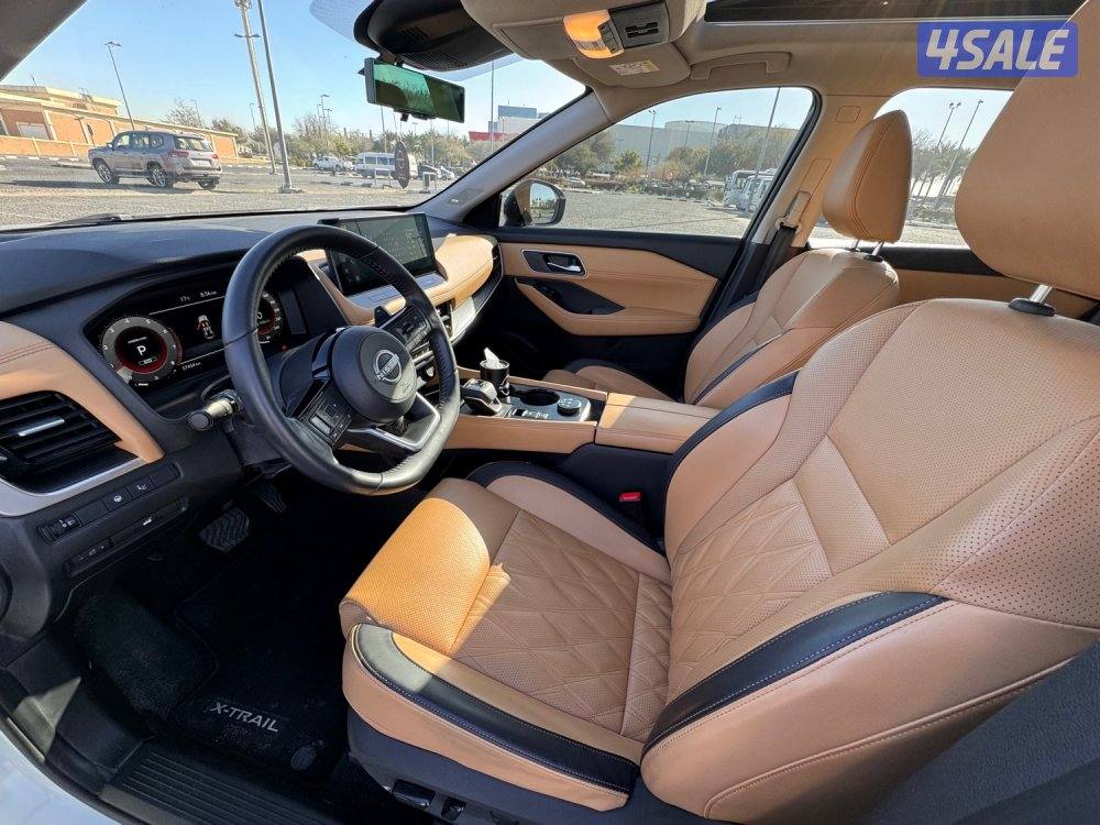 نيسان اكس تريل8