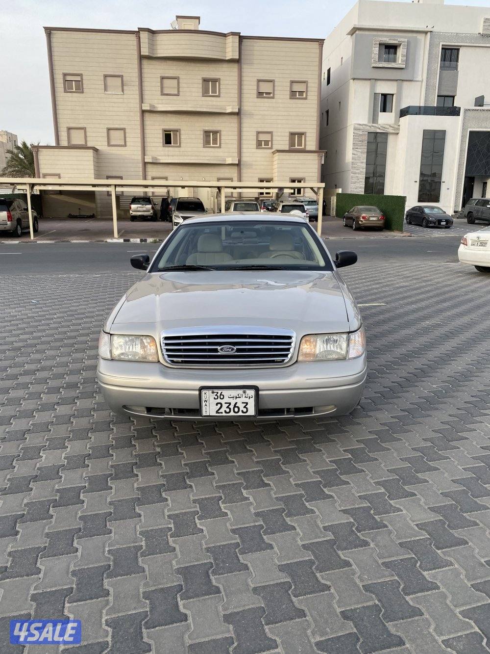 البيع فورد فكتوريا0