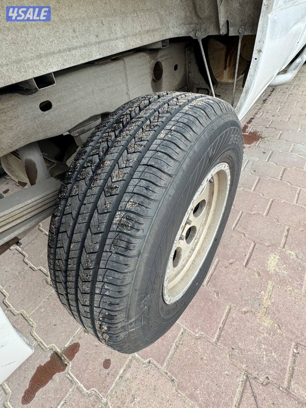 للبيع وانيت شفر باب ونص  شاصي طويل 8 براقي  .. اموره فوق الطيبه ..1