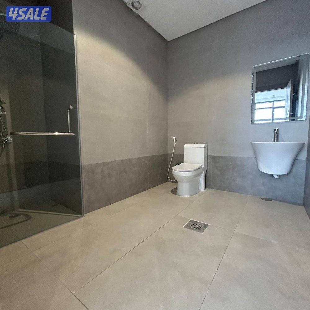 بينت هاوس إطلالة بحرية أول ساكن للإيجار في حصة المبارك12