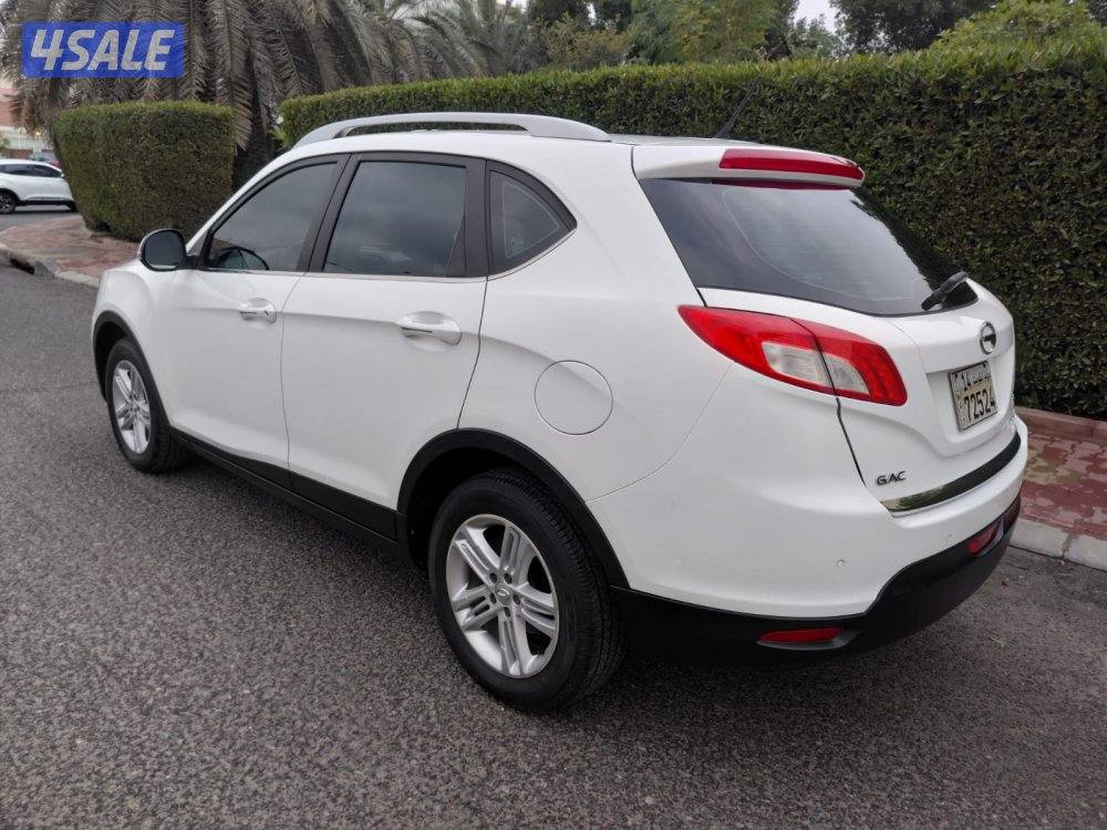 قرطبه موديل 2015 العداد 120.000 km صيانه منتظمه بالوكاله السعر محدود2