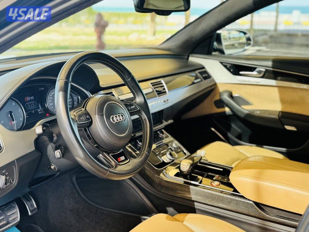 اودي اي ٨ الغانم عداد ٨٨ الف موديل ٢٠١٣6