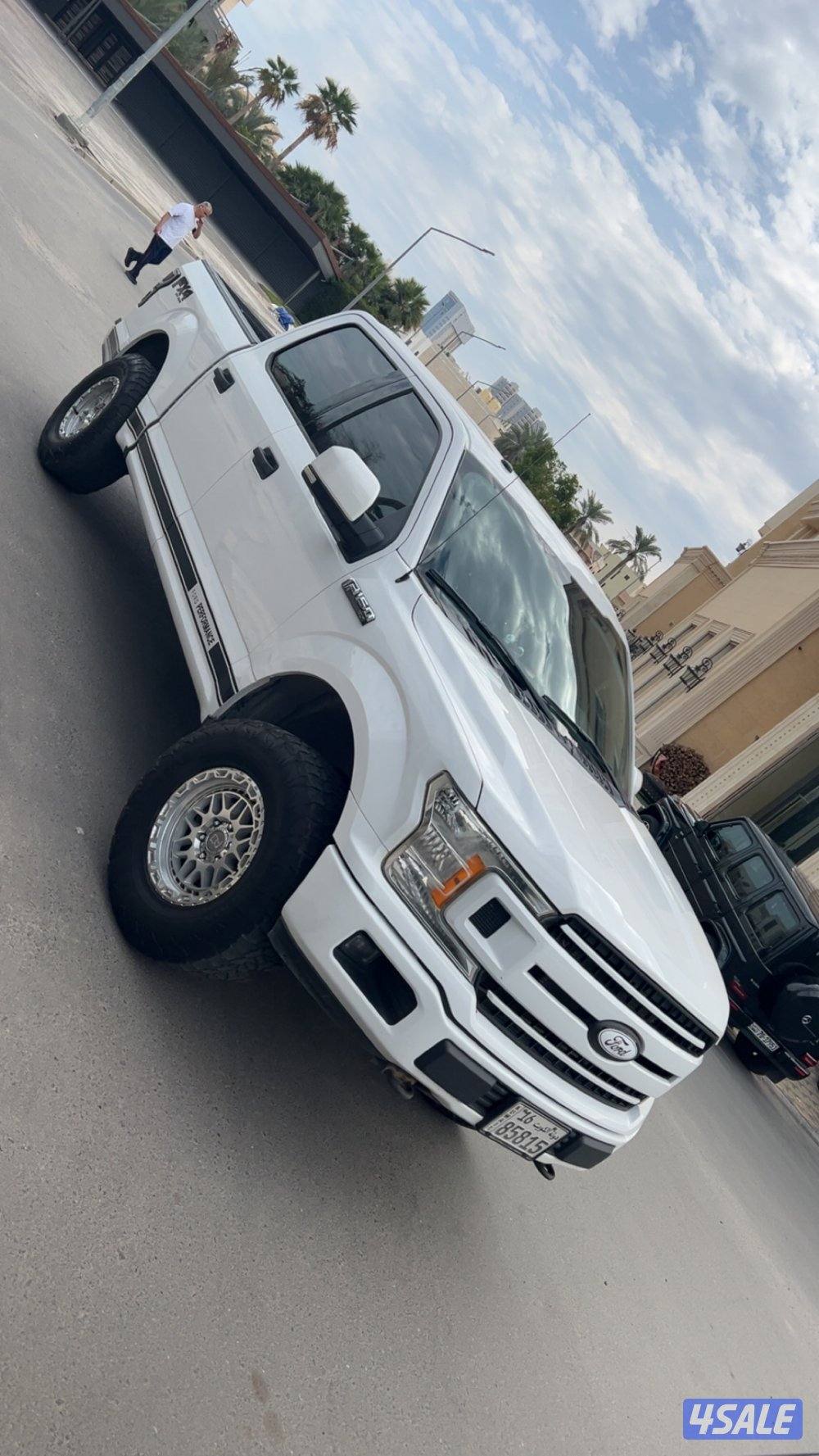 للبيع وانيت فورد غمارتين3