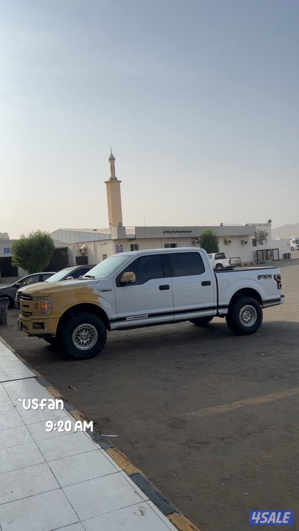 للبيع وانيت فورد غمارتين4